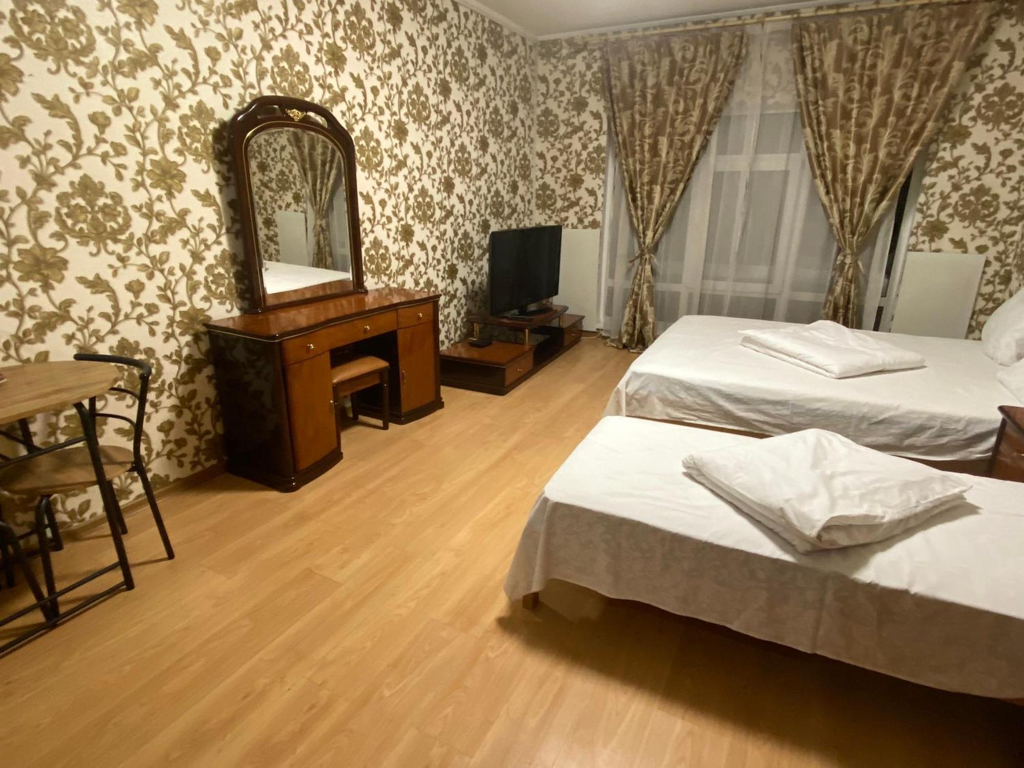 4 Seasons Hotell Boryspilʼ Exteriör bild